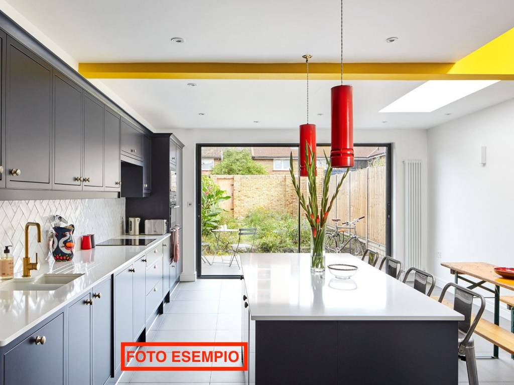 casa indipendente in vendita a Milano in zona Maggiolina