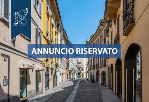 appartamento in vendita a Milano in zona Brera