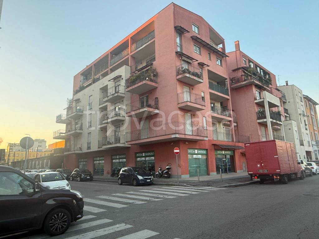 negozio in vendita a Milano