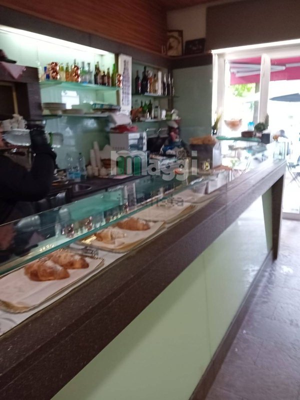 negozio in vendita a Milano in zona Isola
