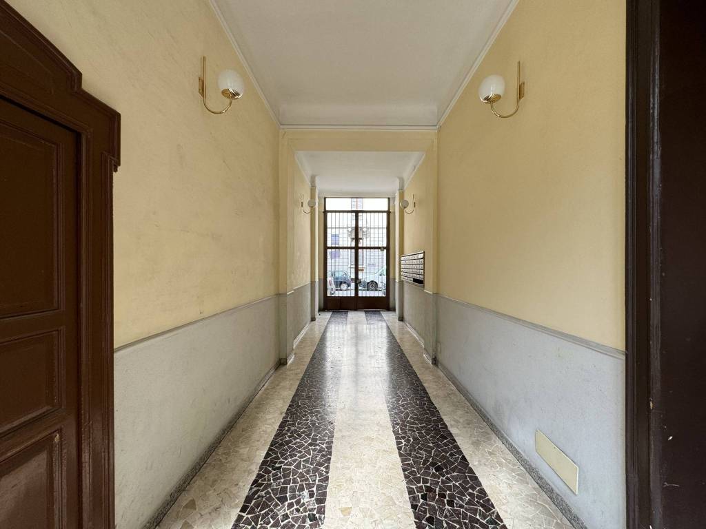 appartamento in vendita a Milano in zona Sempione