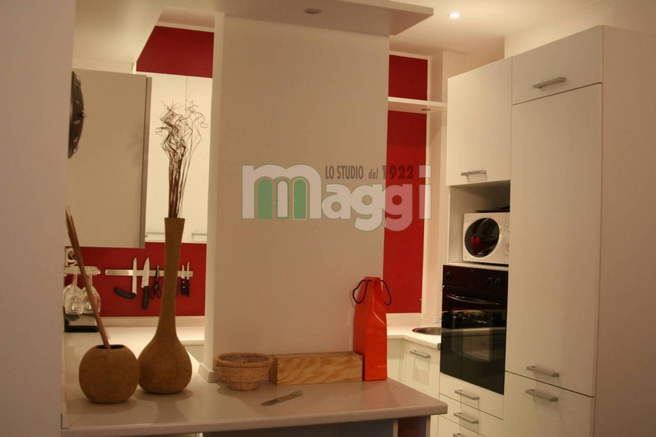 appartamento in vendita a Milano in zona Loreto