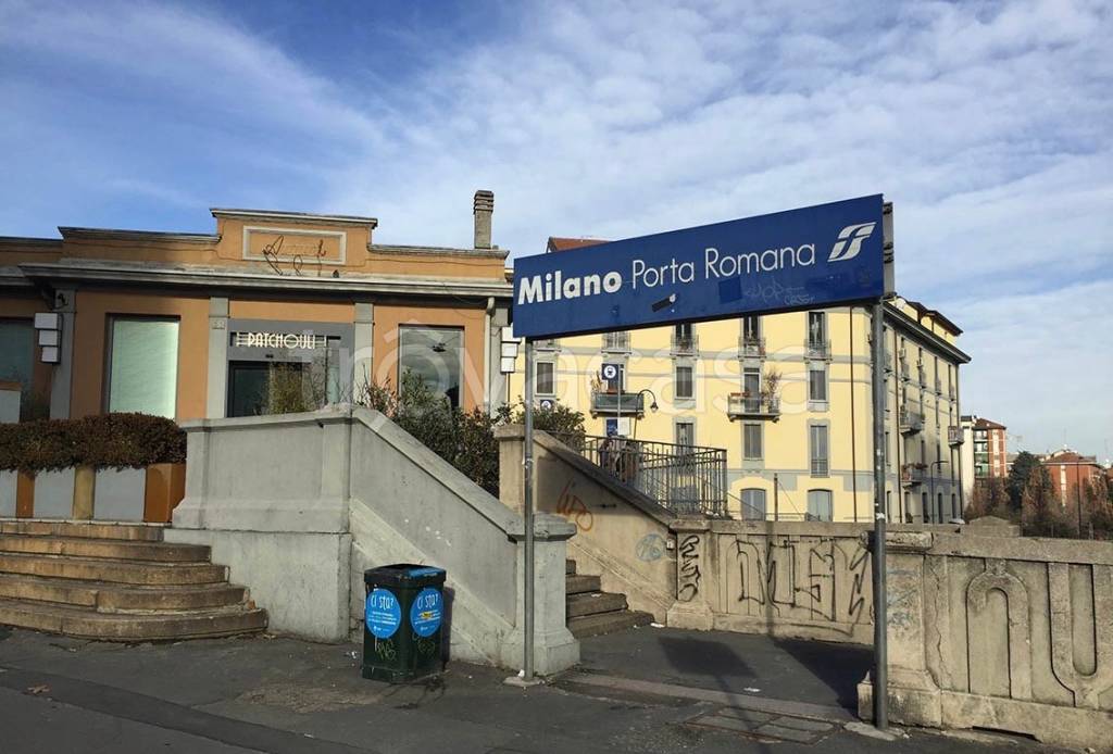 negozio in vendita a Milano in zona Piazzale Lodi