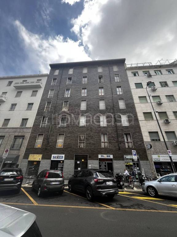 appartamento in vendita a Milano in zona Guastalla