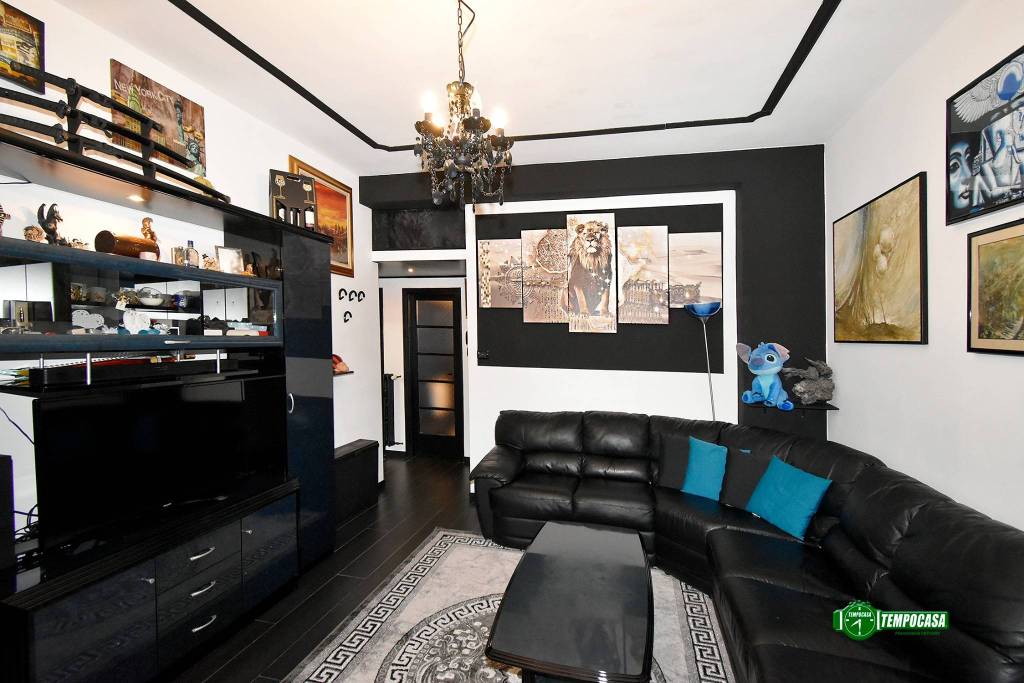 appartamento in vendita a Milano in zona Barona