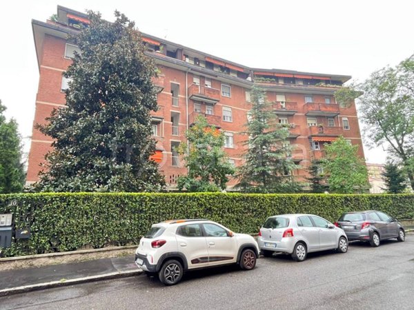 appartamento in vendita a Milano in zona Niguarda