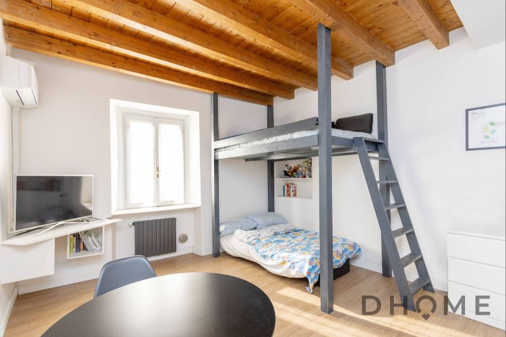 appartamento in vendita a Milano in zona Niguarda