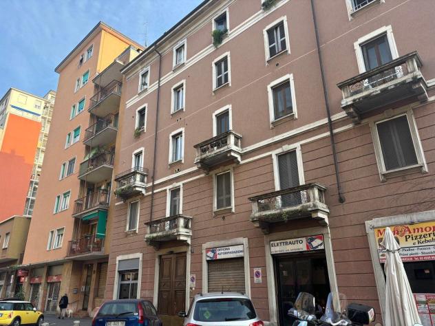 appartamento in vendita a Milano in zona Barona