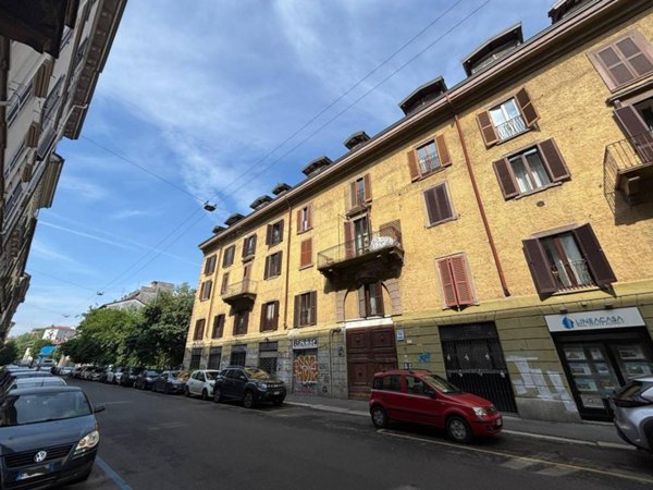 locale commerciale in vendita a Milano
