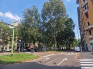 locale commerciale in vendita a Milano
