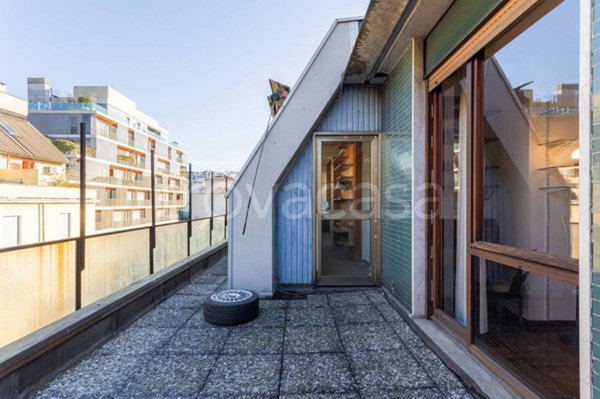 appartamento in vendita a Milano in zona Solari