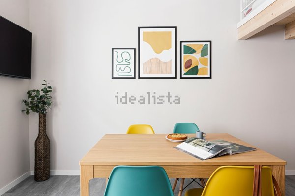 appartamento in vendita a Milano in zona Lorenteggio