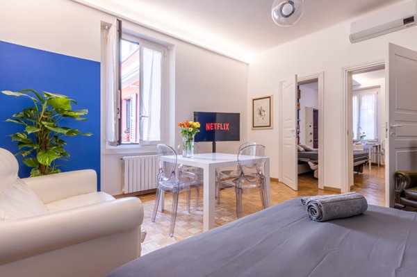 appartamento in vendita a Milano in zona Bullona
