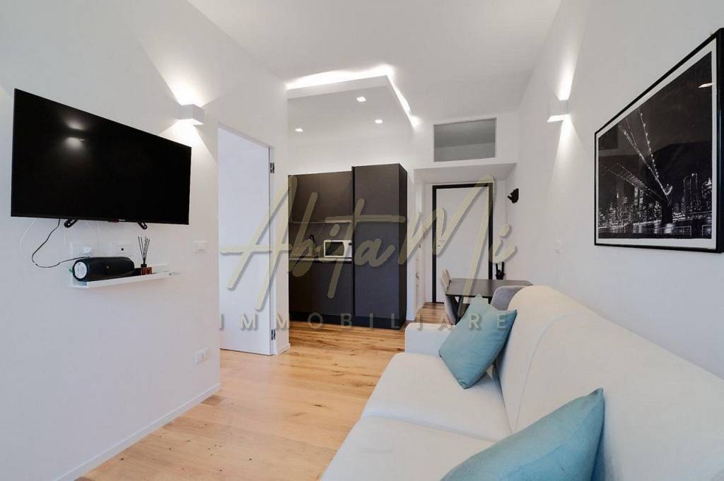 appartamento in vendita a Milano in zona Porta Garibaldi