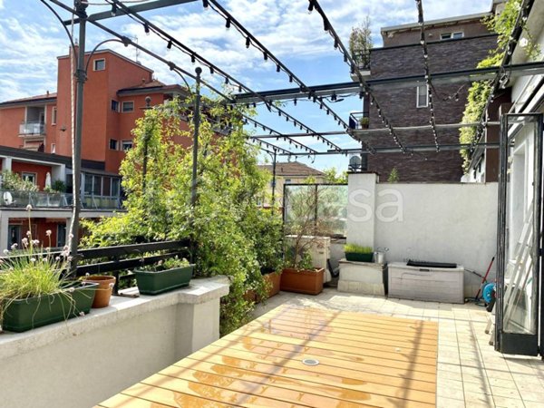 appartamento in vendita a Milano in zona Bocconi