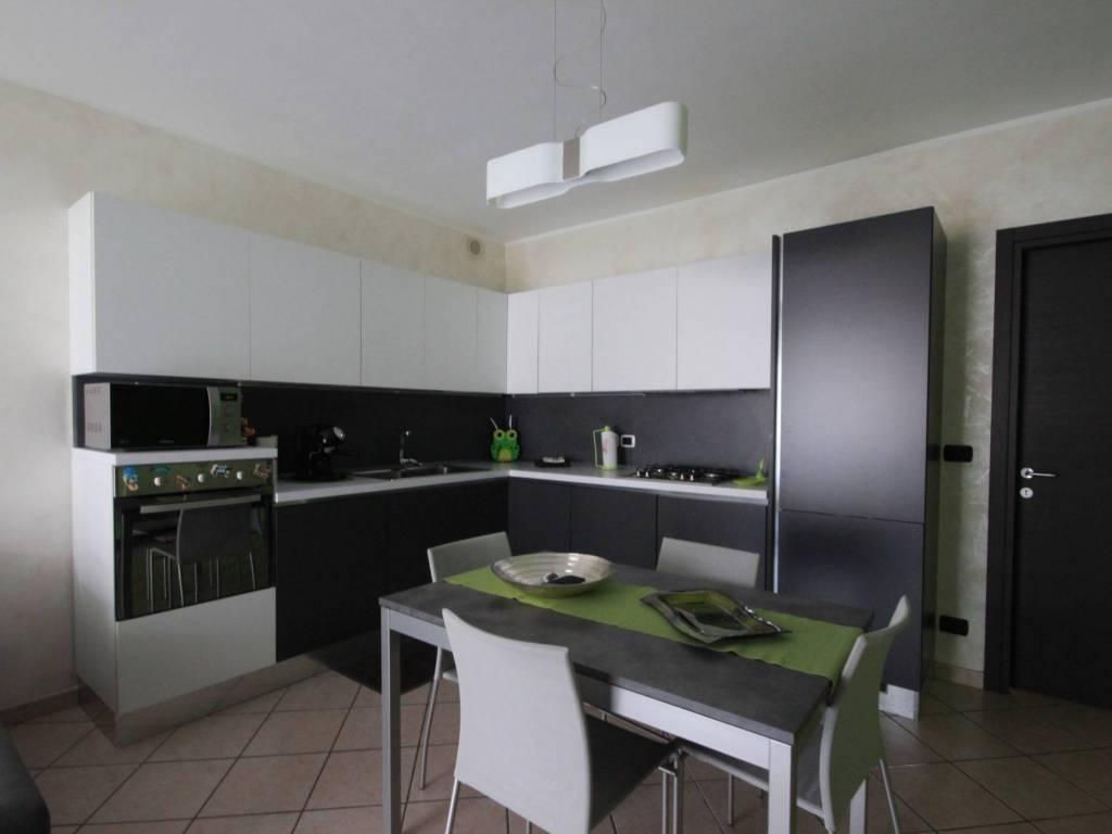 appartamento in vendita a Milano in zona San Siro