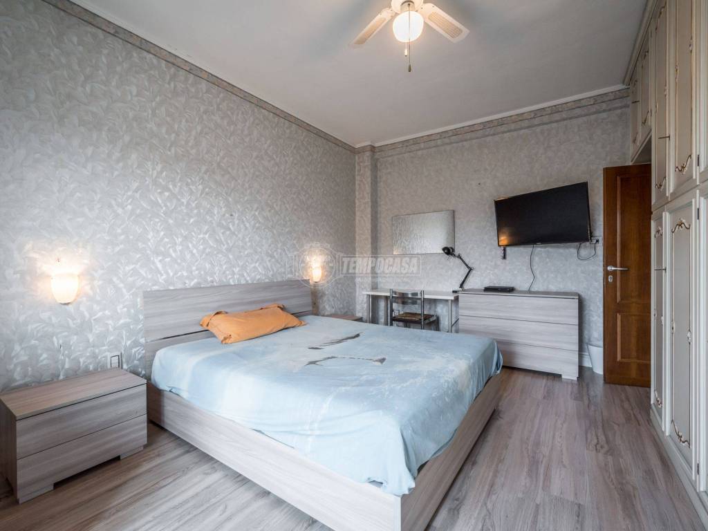 appartamento in vendita a Milano in zona Lambrate