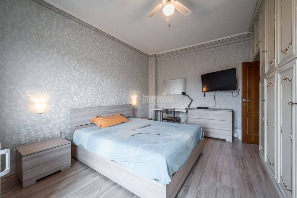 appartamento in vendita a Milano in zona Lambrate