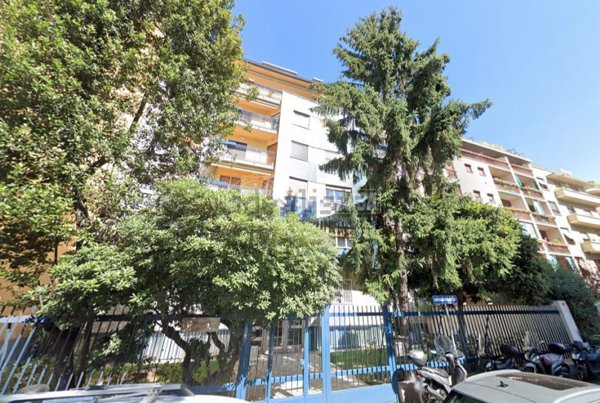 locale di sgombero in vendita a Milano