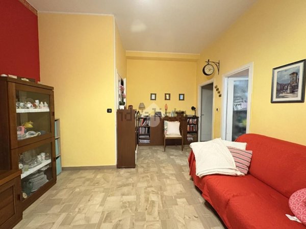appartamento in vendita a Milano in zona Lorenteggio
