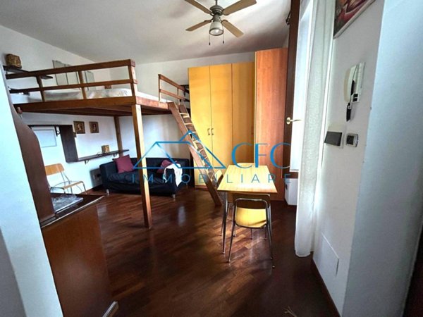 appartamento in vendita a Milano in zona Rottole
