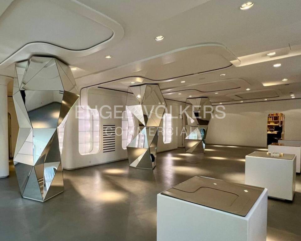 ufficio in vendita a Milano in zona Brera