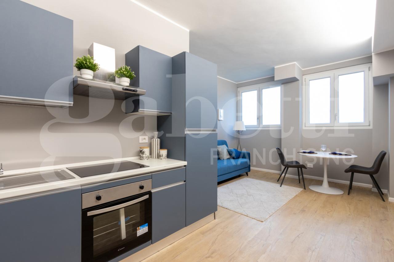 appartamento in vendita a Milano in zona Gorla