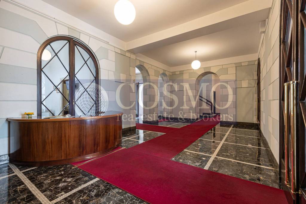 ufficio in vendita a Milano in zona Guastalla