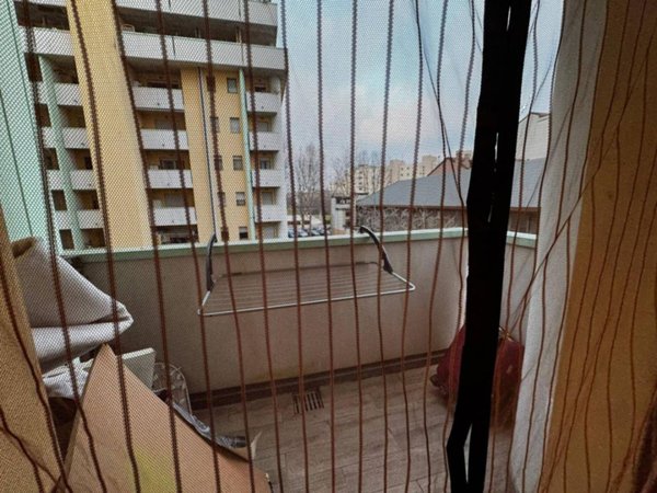 appartamento in vendita a Milano in zona Montalbino