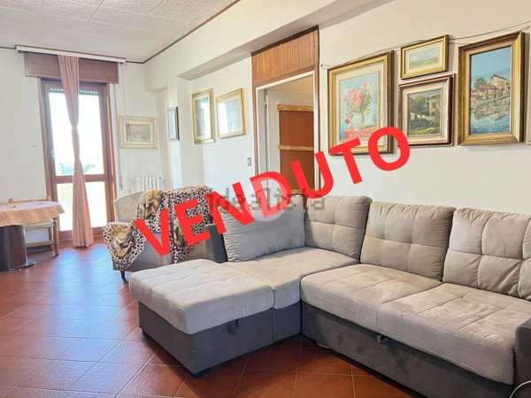 appartamento in vendita a Milano in zona Feltre