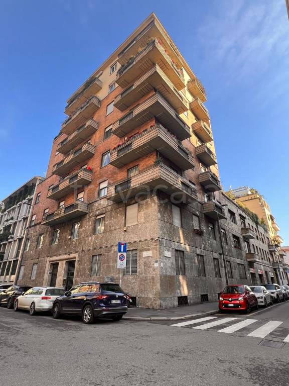 appartamento in vendita a Milano in zona Centro Direzionale