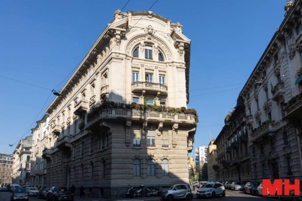 appartamento in vendita a Milano in zona Brera