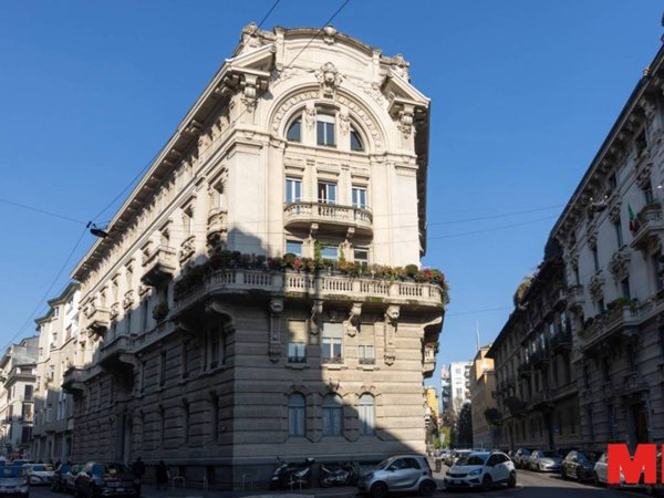 appartamento in vendita a Milano in zona Porta Garibaldi