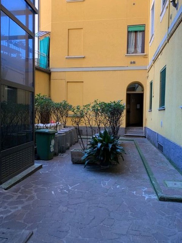 appartamento in vendita a Milano in zona Isola
