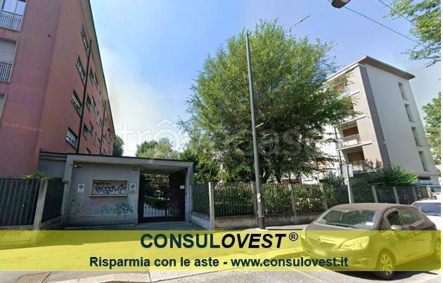 appartamento in vendita a Milano in zona Bovisa