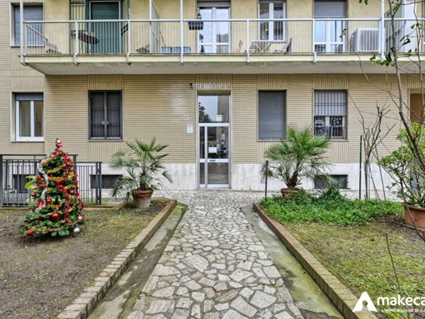appartamento in vendita a Milano in zona Solari