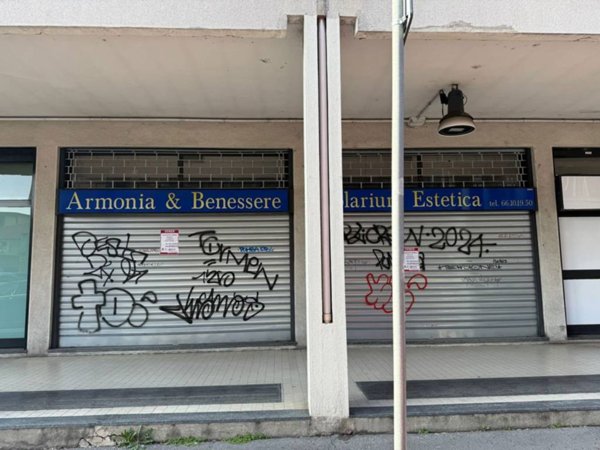negozio in vendita a Milano in zona Niguarda