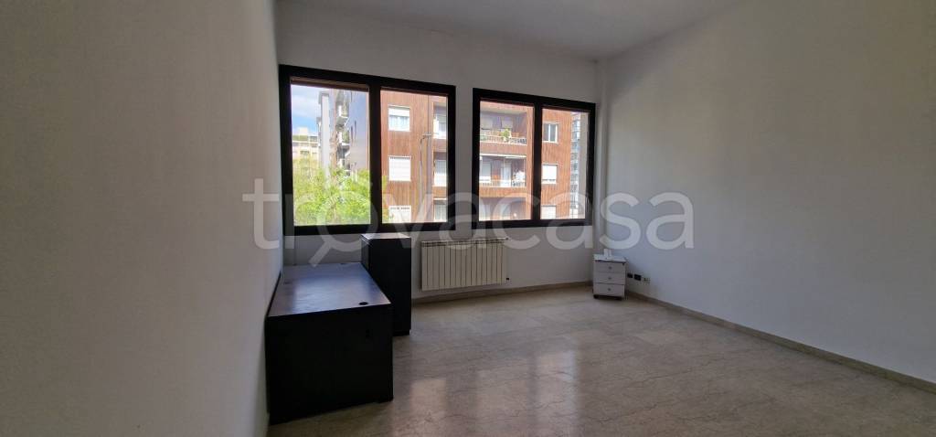 ufficio in vendita a Milano