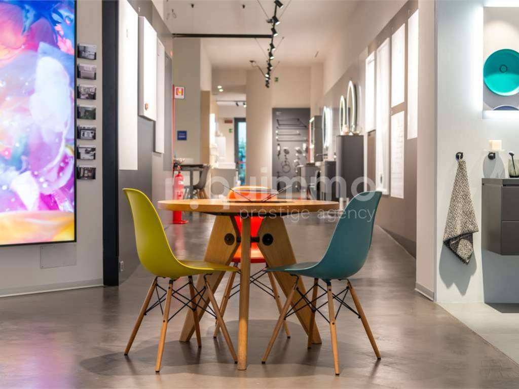 negozio in vendita a Milano in zona Centro Direzionale