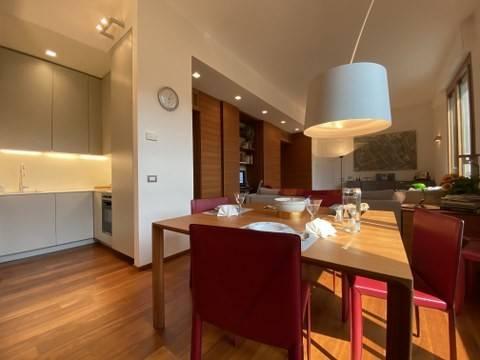 appartamento in vendita a Milano in zona Porta Garibaldi