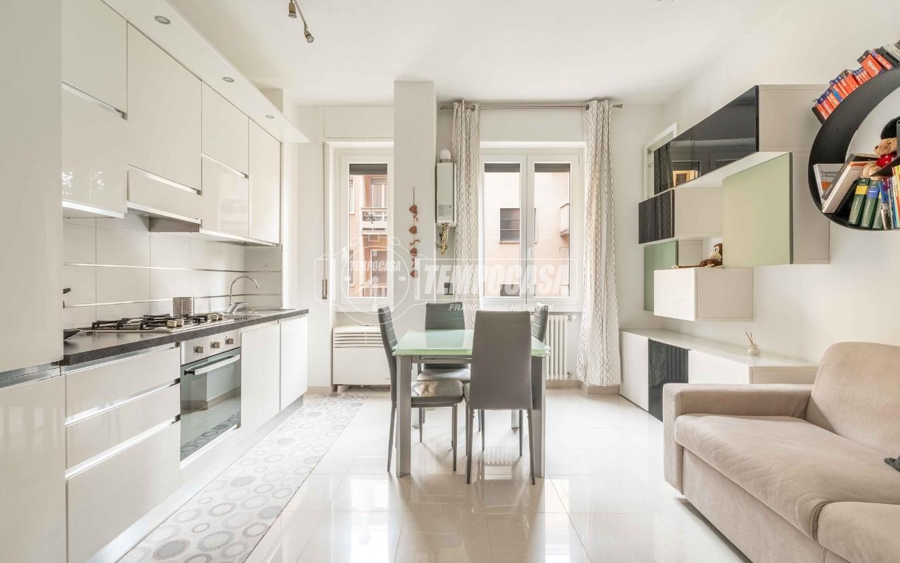 appartamento in vendita a Milano in zona Morivione