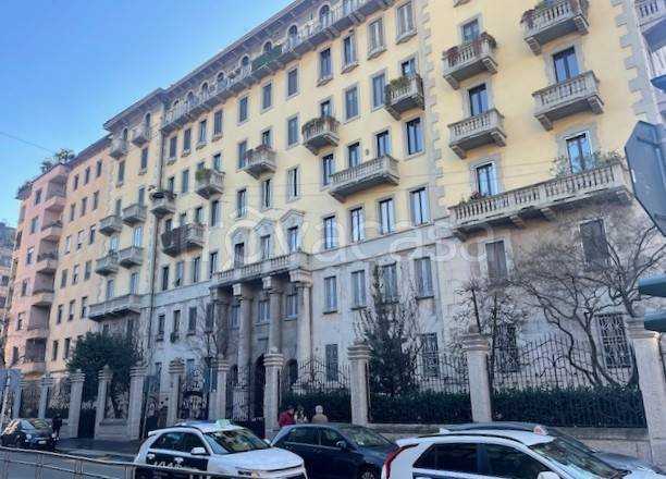 appartamento in vendita a Milano in zona Porta Vigentina