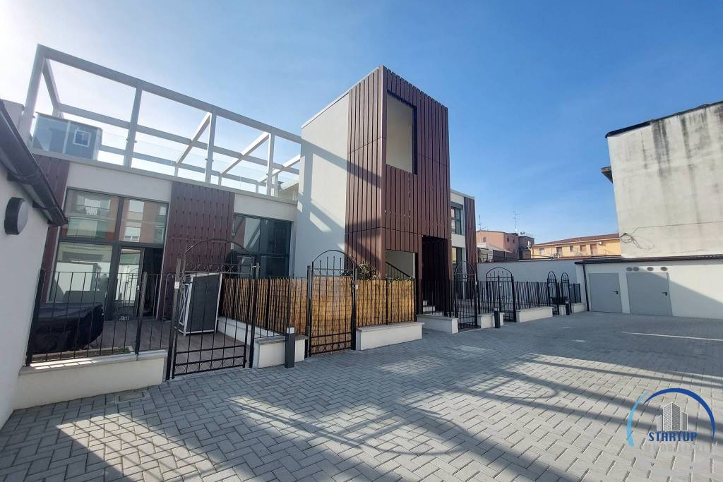 appartamento in vendita a Milano in zona Precotto