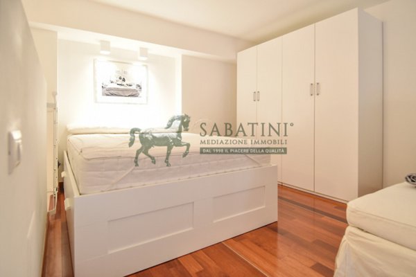 appartamento in vendita a Milano in zona Isola