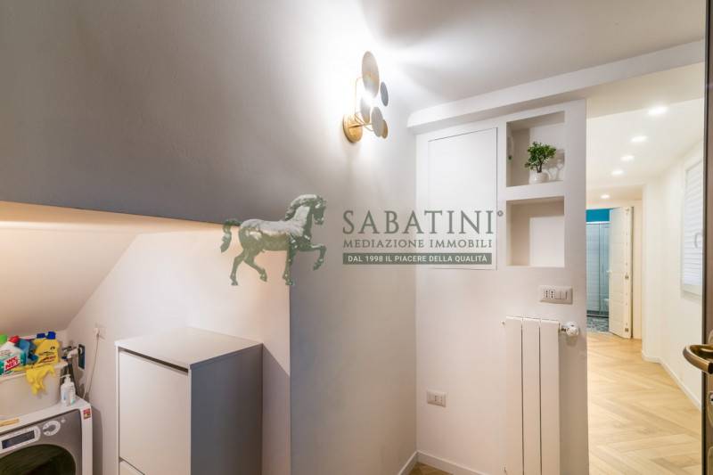 appartamento in vendita a Milano in zona Sempione