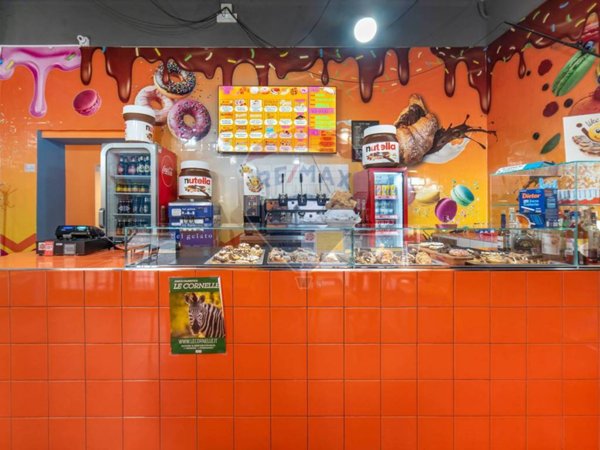 negozio in vendita a Milano in zona Piazzale Lodi