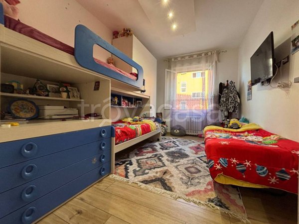 appartamento in vendita a Milano in zona Lorenteggio