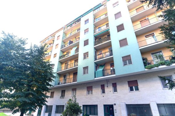 appartamento in vendita a Milano in zona Vigentino