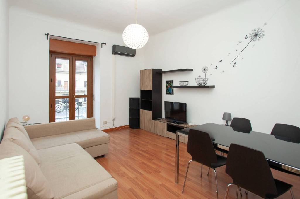 appartamento in vendita a Milano in zona Sempione