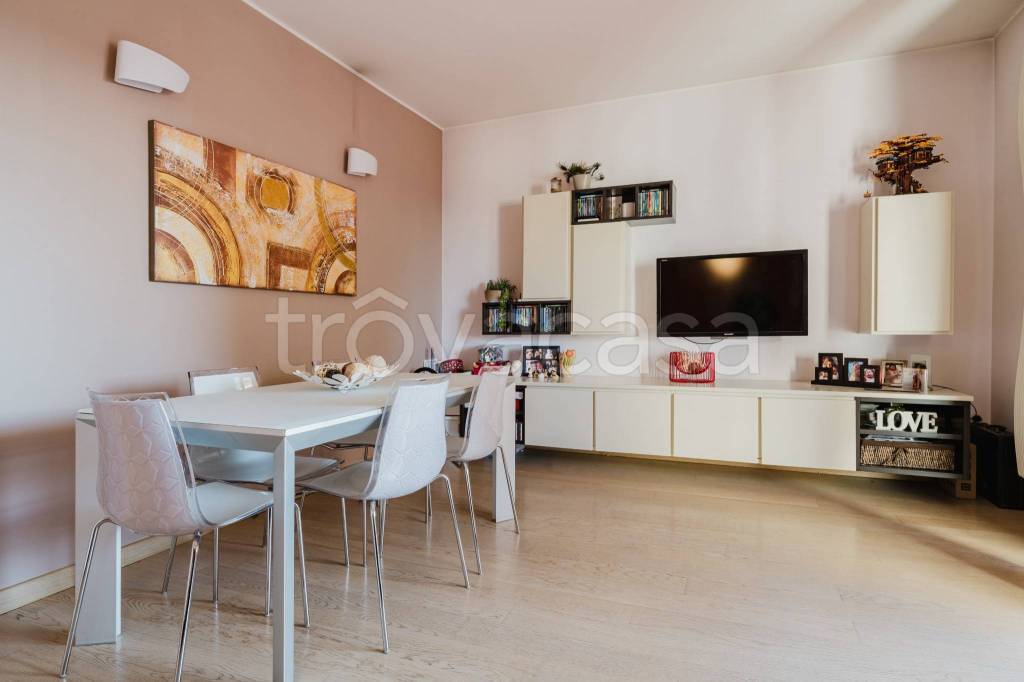 appartamento in vendita a Milano in zona Musocco